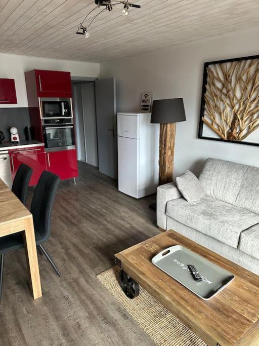 Apartment Au Myosotis, Cosy Au Pied Des Pistes Avec Vue Et Coeur De Station *
